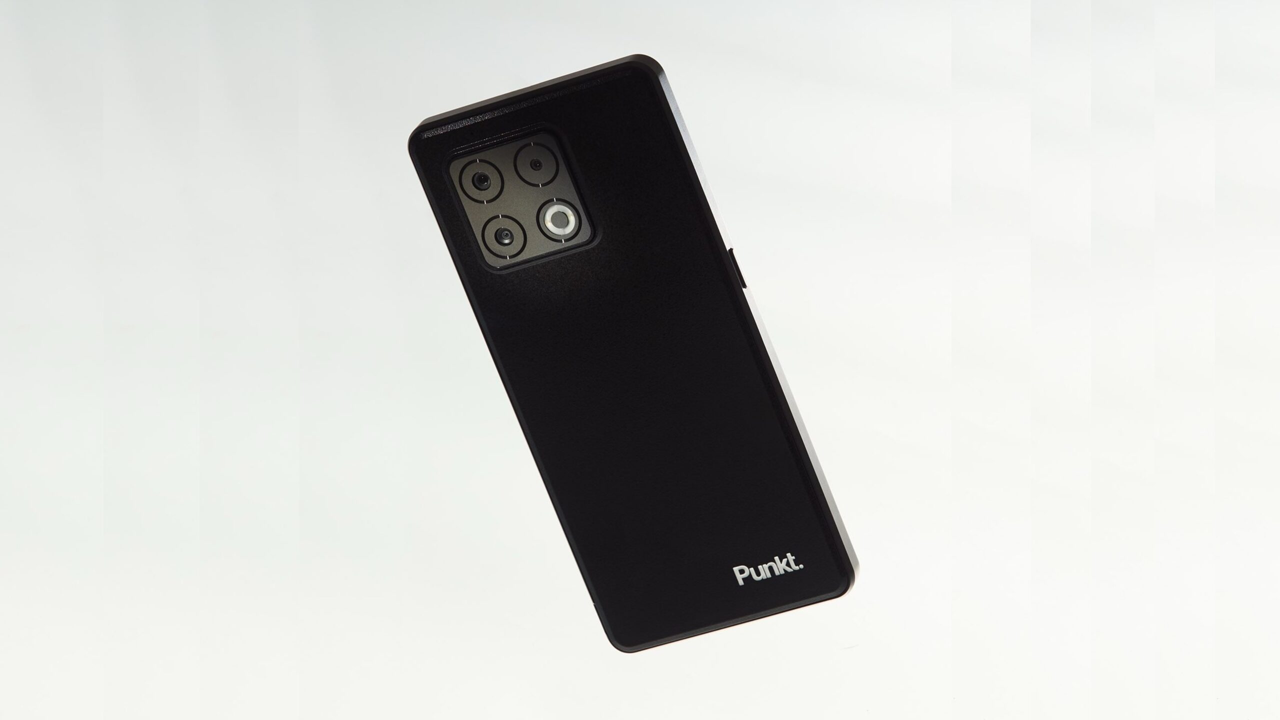 This privacy-first smartphone has a safe space for trusted apps